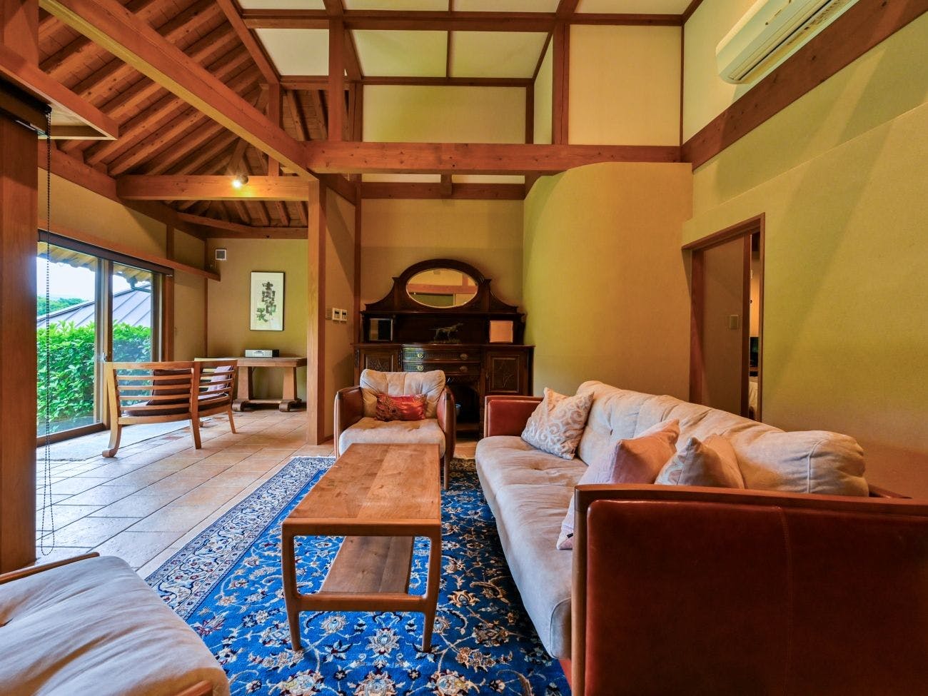 ENOWA YUFUIN farm-to-table dining