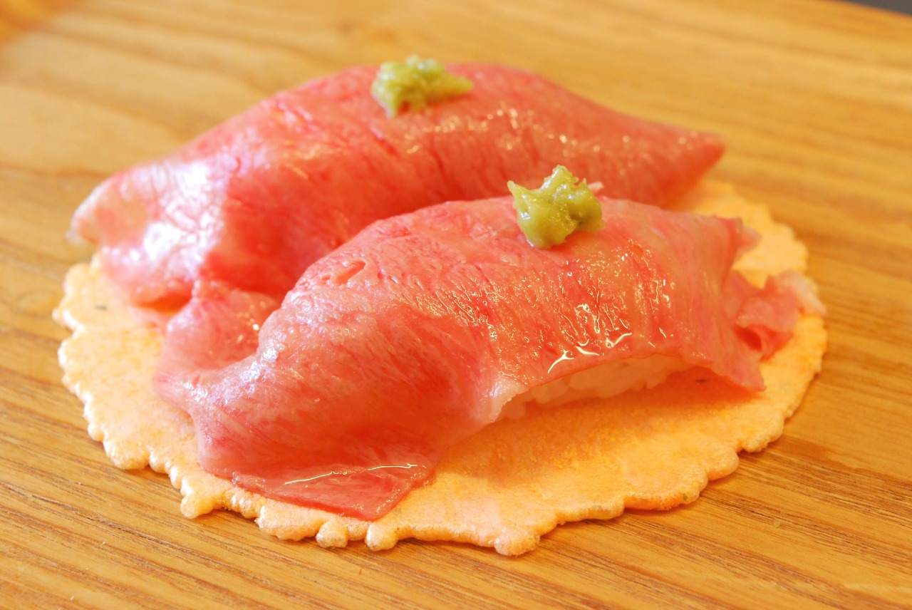Yufuin Umaimon meat sushi